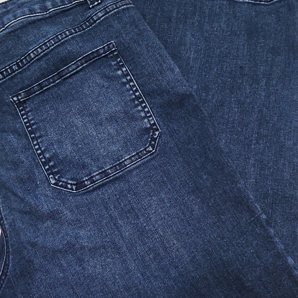 Talbots Navy Blue Capri Cropped Button Pockets-Accent Jeans Size 16 - Picture 12 of 13
